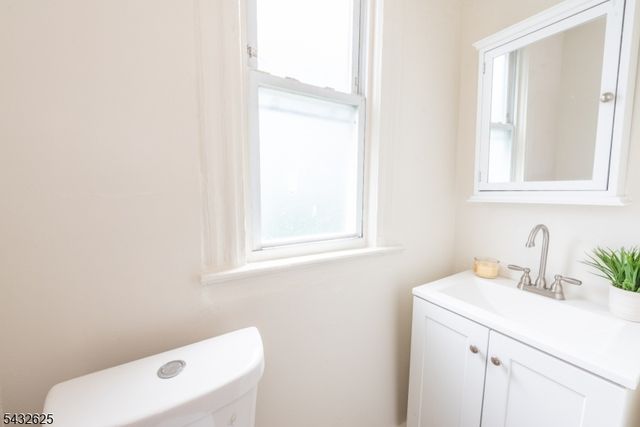 130 Milford Ave, Newark City, NJ 07108