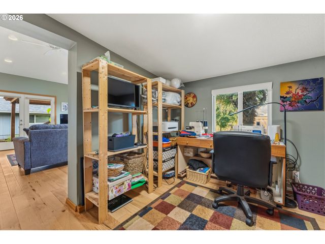 16100 Sw QUEEN VICTORIA Pl, King City, OR 97224
