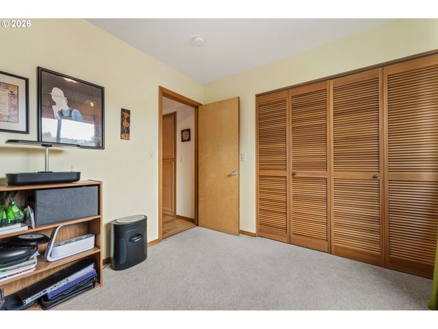 16100 Sw QUEEN VICTORIA Pl, King City, OR 97224