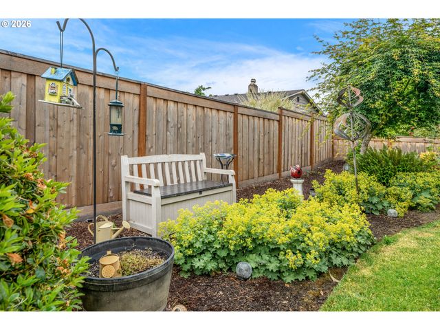 16100 Sw QUEEN VICTORIA Pl, King City, OR 97224