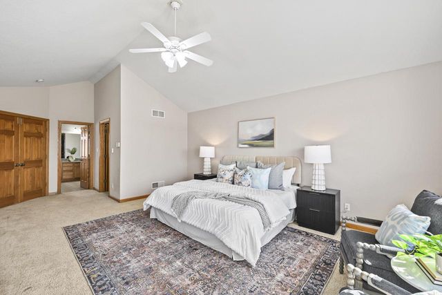 W172N10156 Woodbridge LANE, Germantown, WI 53022