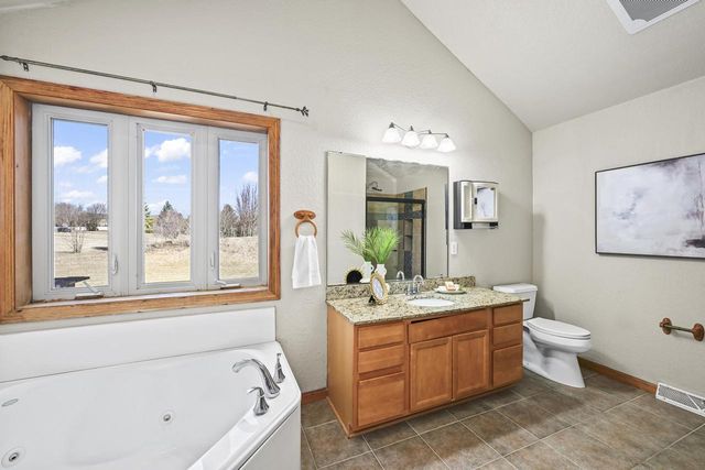 W172N10156 Woodbridge LANE, Germantown, WI 53022