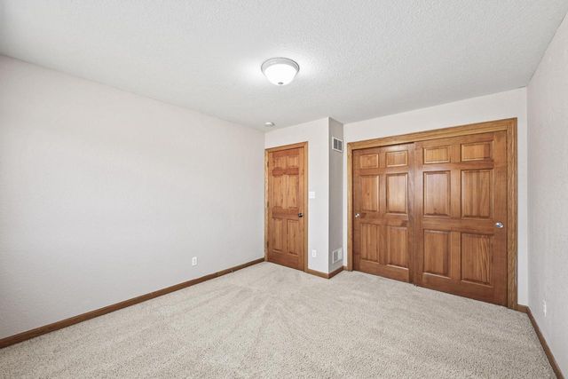 W172N10156 Woodbridge LANE, Germantown, WI 53022