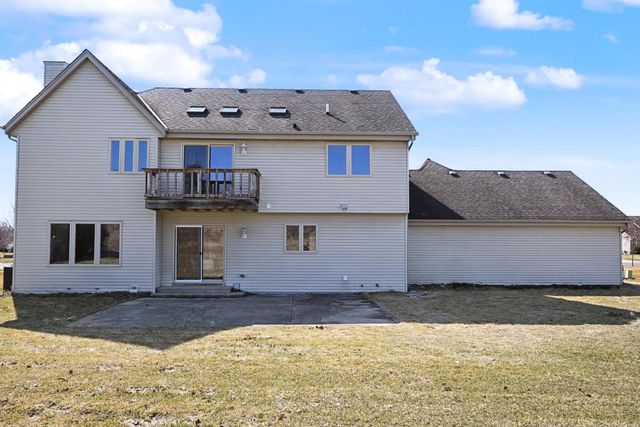 W172N10156 Woodbridge LANE, Germantown, WI 53022