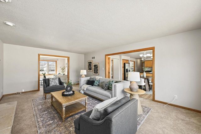 W172N10156 Woodbridge LANE, Germantown, WI 53022