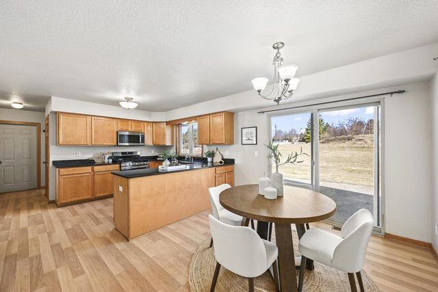 W172N10156 Woodbridge LANE, Germantown, WI 53022