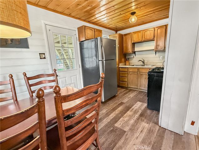 1170 Vine, Big Bear City, CA 92314
