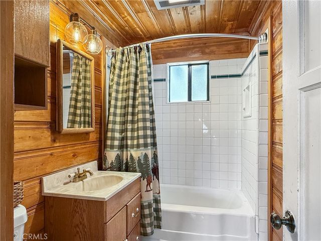 1170 Vine, Big Bear City, CA 92314