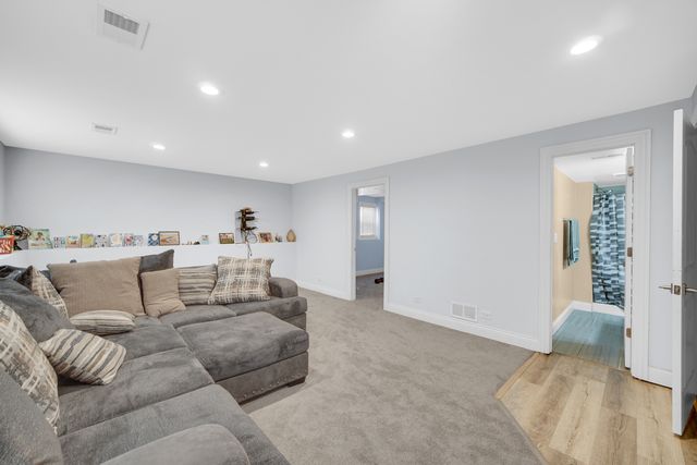 1108 Amherst Lane, University Park, IL 60484
