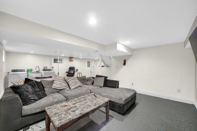 1108 Amherst Lane, University Park, IL 60484