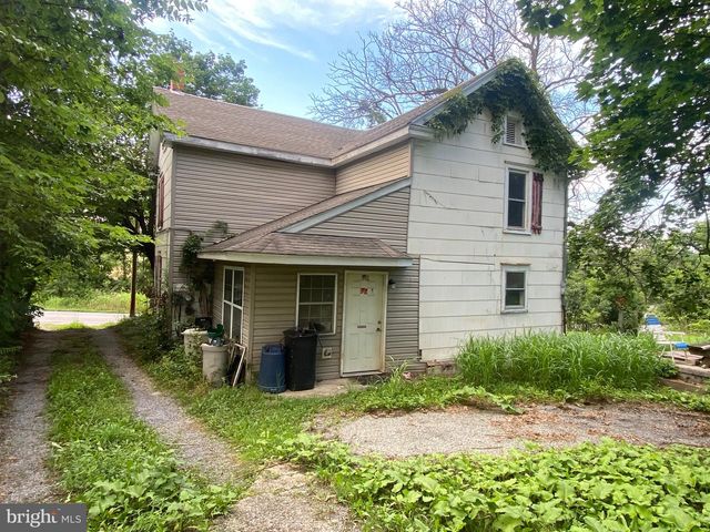 1418 BERKELEY STATION RD, Martinsburg, WV 25404