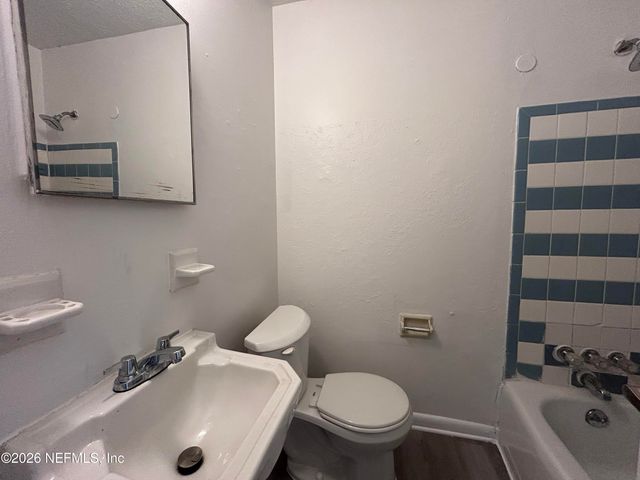 10610 LONE STAR Road, Jacksonville, FL 32225