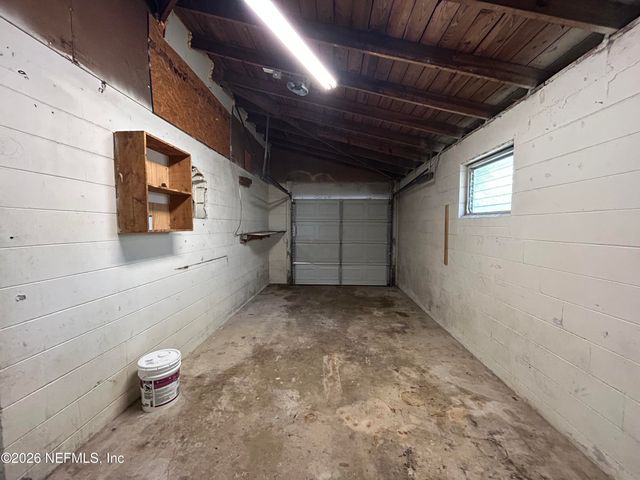 10610 LONE STAR Road, Jacksonville, FL 32225