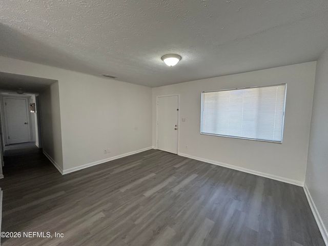 10610 LONE STAR Road, Jacksonville, FL 32225