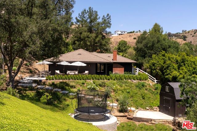 6 Buckskin Court, Bell Canyon, CA 91307