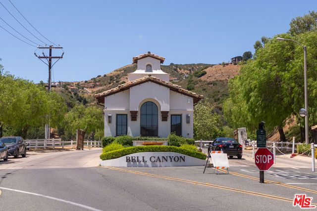 6 Buckskin Court, Bell Canyon, CA 91307