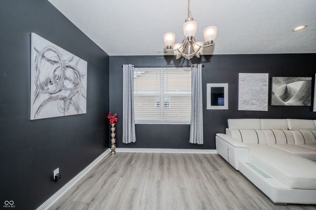 1565 Sadler Way, Avon, IN 46123