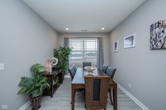 1565 Sadler Way, Avon, IN 46123