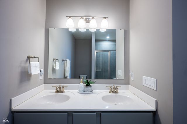 1565 Sadler Way, Avon, IN 46123