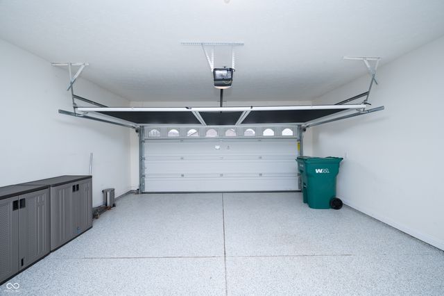 1565 Sadler Way, Avon, IN 46123