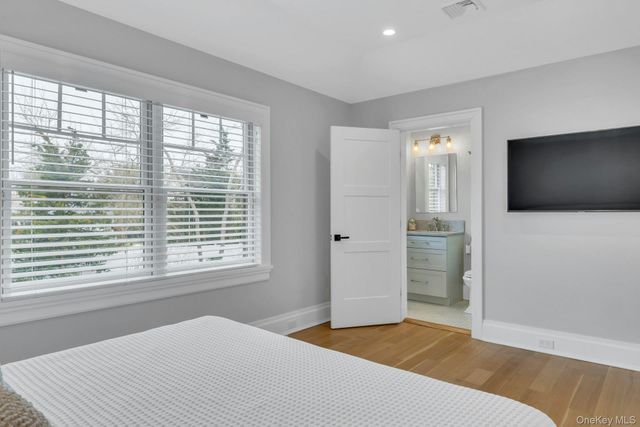 165 Marine Place, Greenport, NY 11944