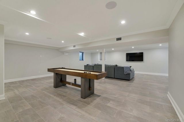 165 Marine Place, Greenport, NY 11944