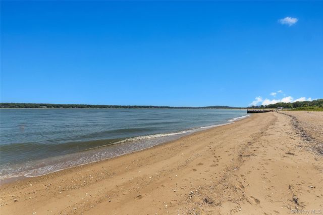 165 Marine Place, Greenport, NY 11944