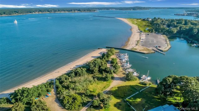 165 Marine Place, Greenport, NY 11944