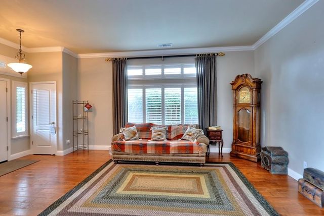 4152 Post Oak Dr, Turlock, CA 95382