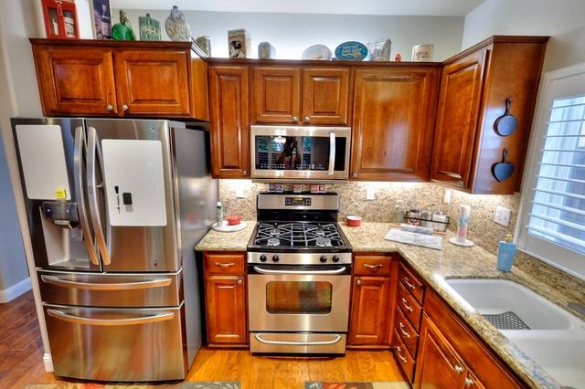 4152 Post Oak Dr, Turlock, CA 95382