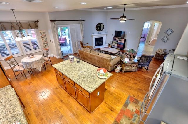 4152 Post Oak Dr, Turlock, CA 95382