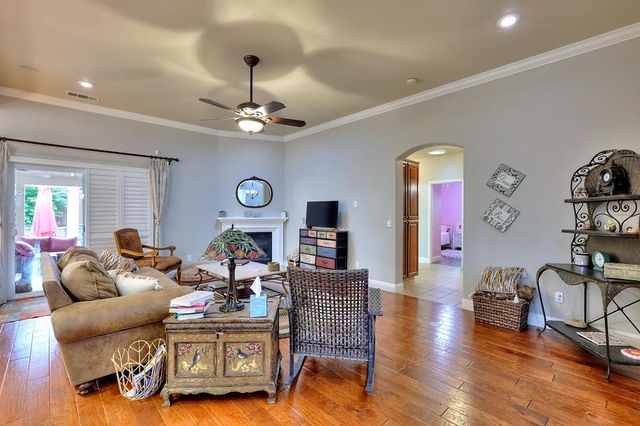4152 Post Oak Dr, Turlock, CA 95382