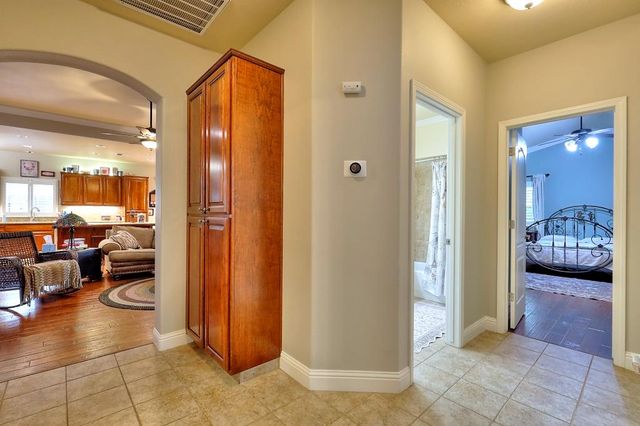 4152 Post Oak Dr, Turlock, CA 95382