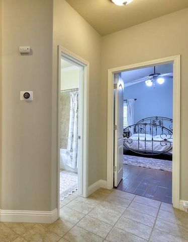 4152 Post Oak Dr, Turlock, CA 95382