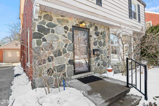 419 Maison Road, Grosse Pointe Farms, MI 48236