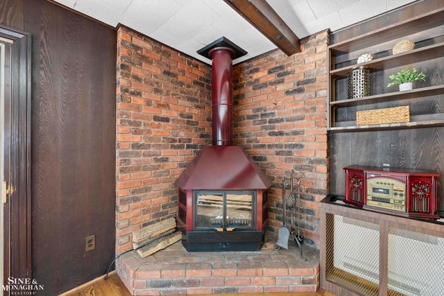 419 Maison Road, Grosse Pointe Farms, MI 48236