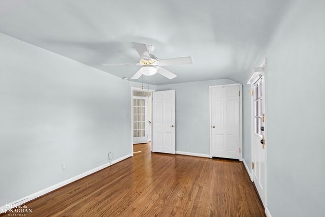 419 Maison Road, Grosse Pointe Farms, MI 48236