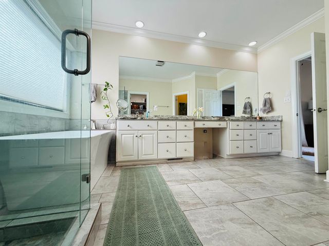 17 Chatel Drive, Little Rock, AR 72223