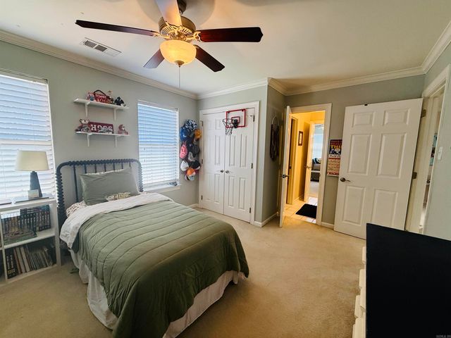 17 Chatel Drive, Little Rock, AR 72223