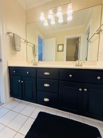 17 Chatel Drive, Little Rock, AR 72223