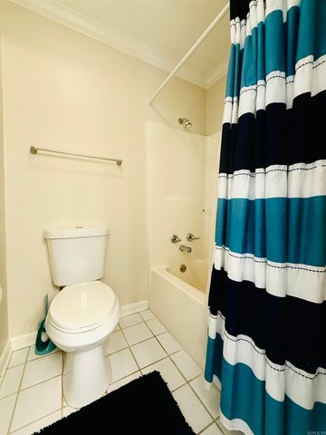 17 Chatel Drive, Little Rock, AR 72223