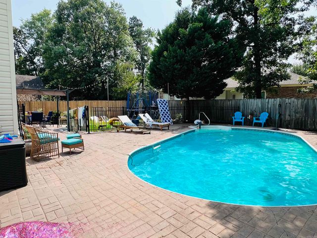 17 Chatel Drive, Little Rock, AR 72223