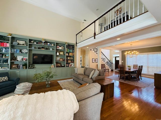 17 Chatel Drive, Little Rock, AR 72223