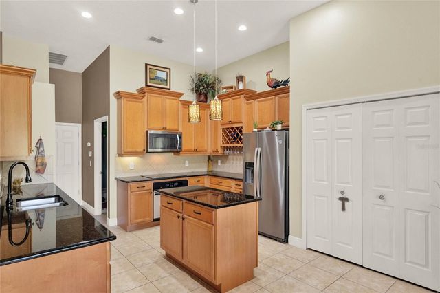 873 GULF LAND DRIVE, Apopka, FL 32712