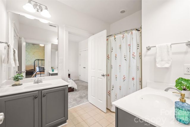 11543 Ardrey Crest Drive, Charlotte, NC 28277