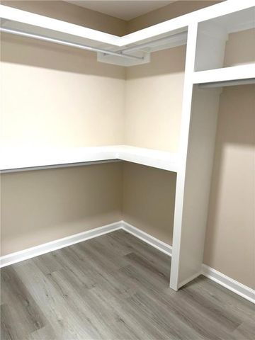 895 Brickleridge SE Lane, Mableton, GA 30126