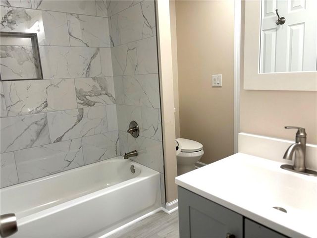 895 Brickleridge SE Lane, Mableton, GA 30126