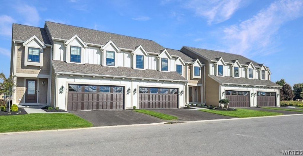 37 C Stonham Place, Amherst, NY 14221