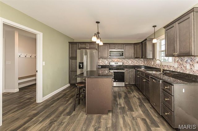 612 Monarch Drive, O'fallon, IL 62269