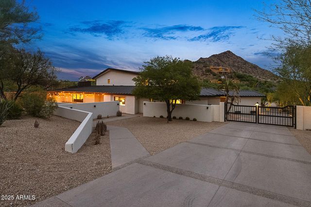 7111 N QUARTZ MOUNTAIN Road, Paradise Valley, AZ 85253